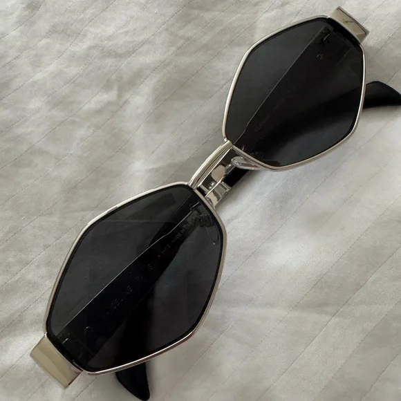 CELINE Triomphe hexagon-frame silver-tone sunglasses - Picture 11 of 15